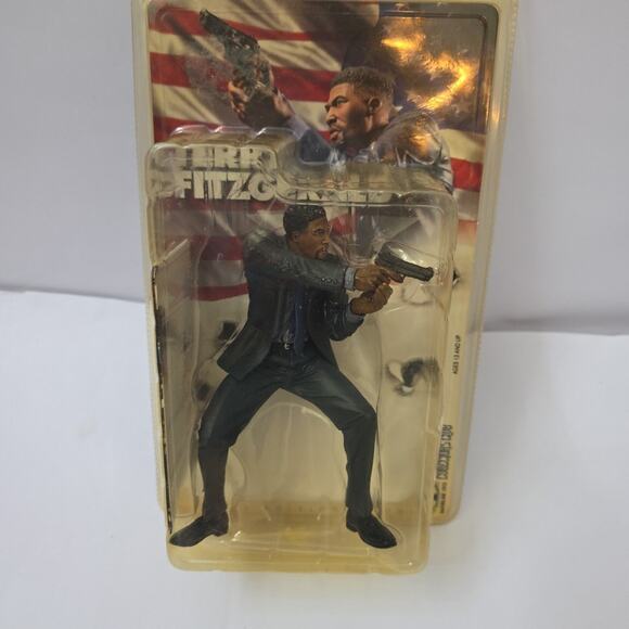 Terry Fitzgerald 2000 MCFARLANE TOYS Collectors Club Exclusive MOC GV - Picture 4 of 4